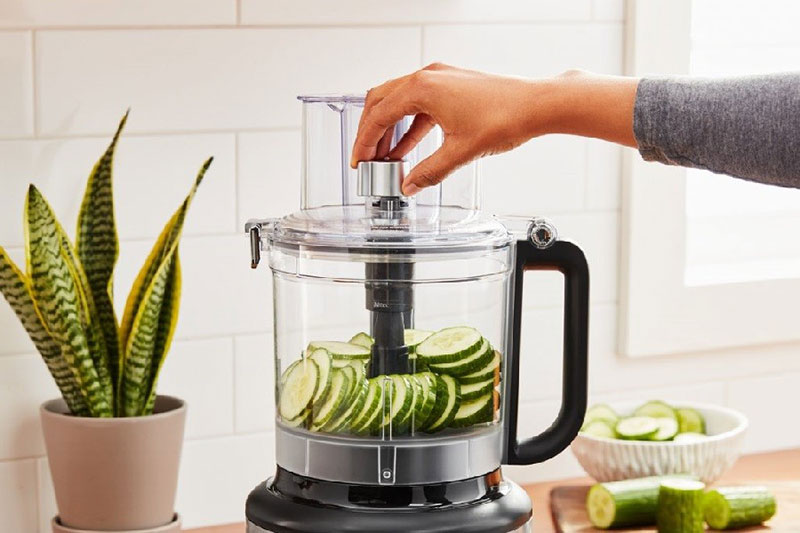 علت بوی سوختگی غذاساز چیست