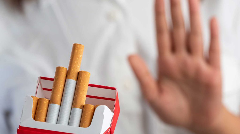 اجتناب از استعمال دخانیات در خانه