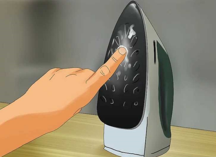 پارچه چسبیده به اتو