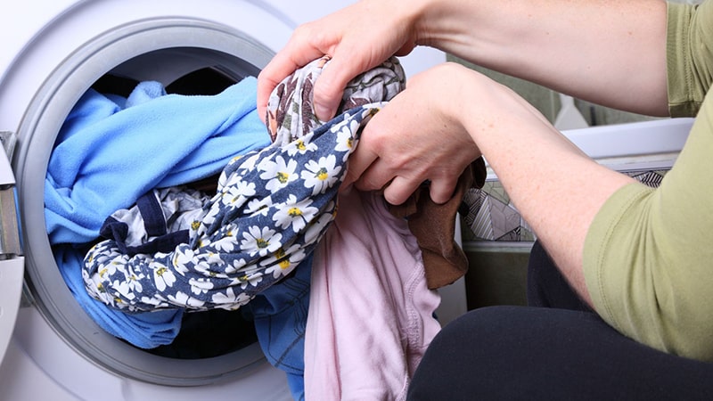 دلایل مهم پاره شدن لباس در ماشین لباسشویی