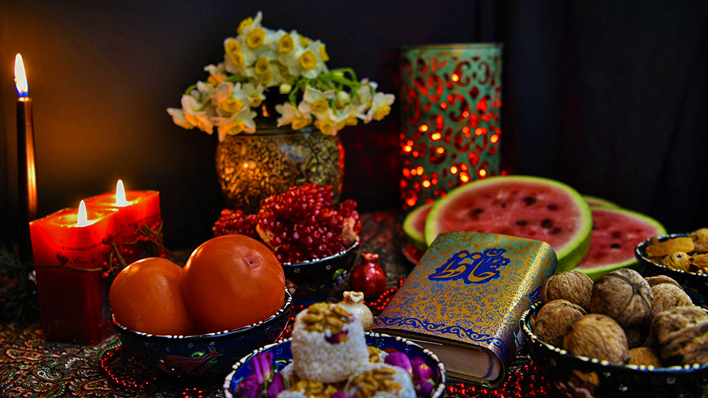 میز یلدا سنتی